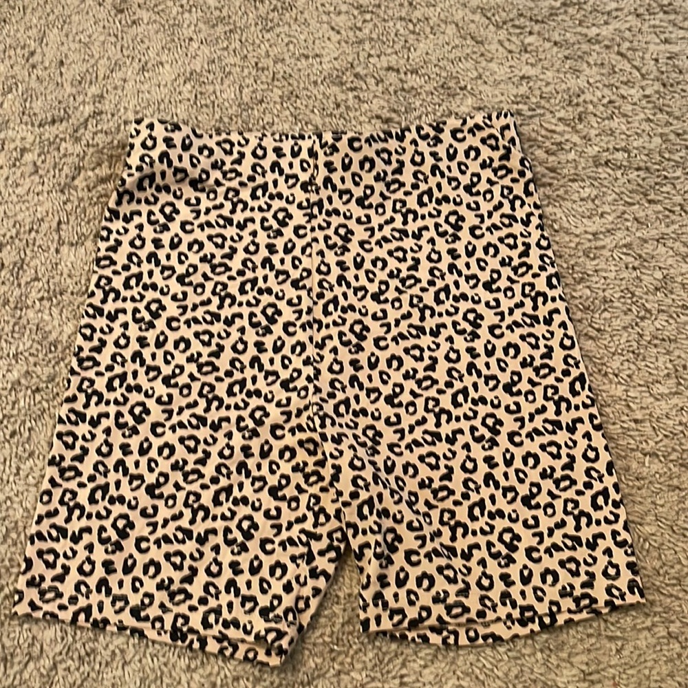 Very cute biker shorts like brand new worn once!